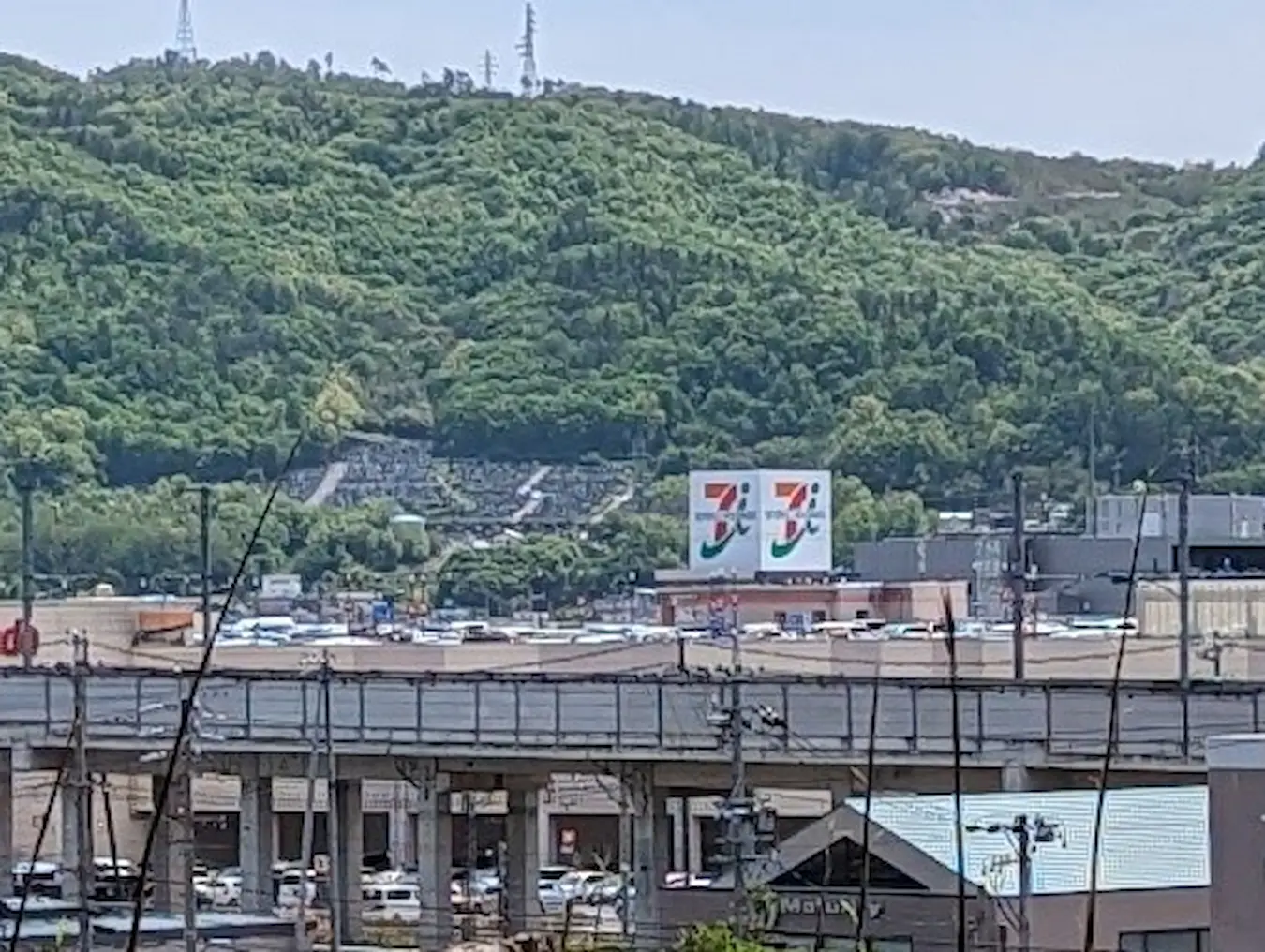 高台からの写真 (8倍、単純拡大)